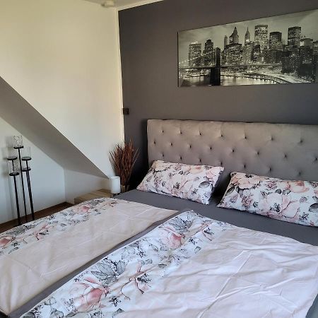 Ferienwohnung Melanie Wackersdorf Luaran gambar